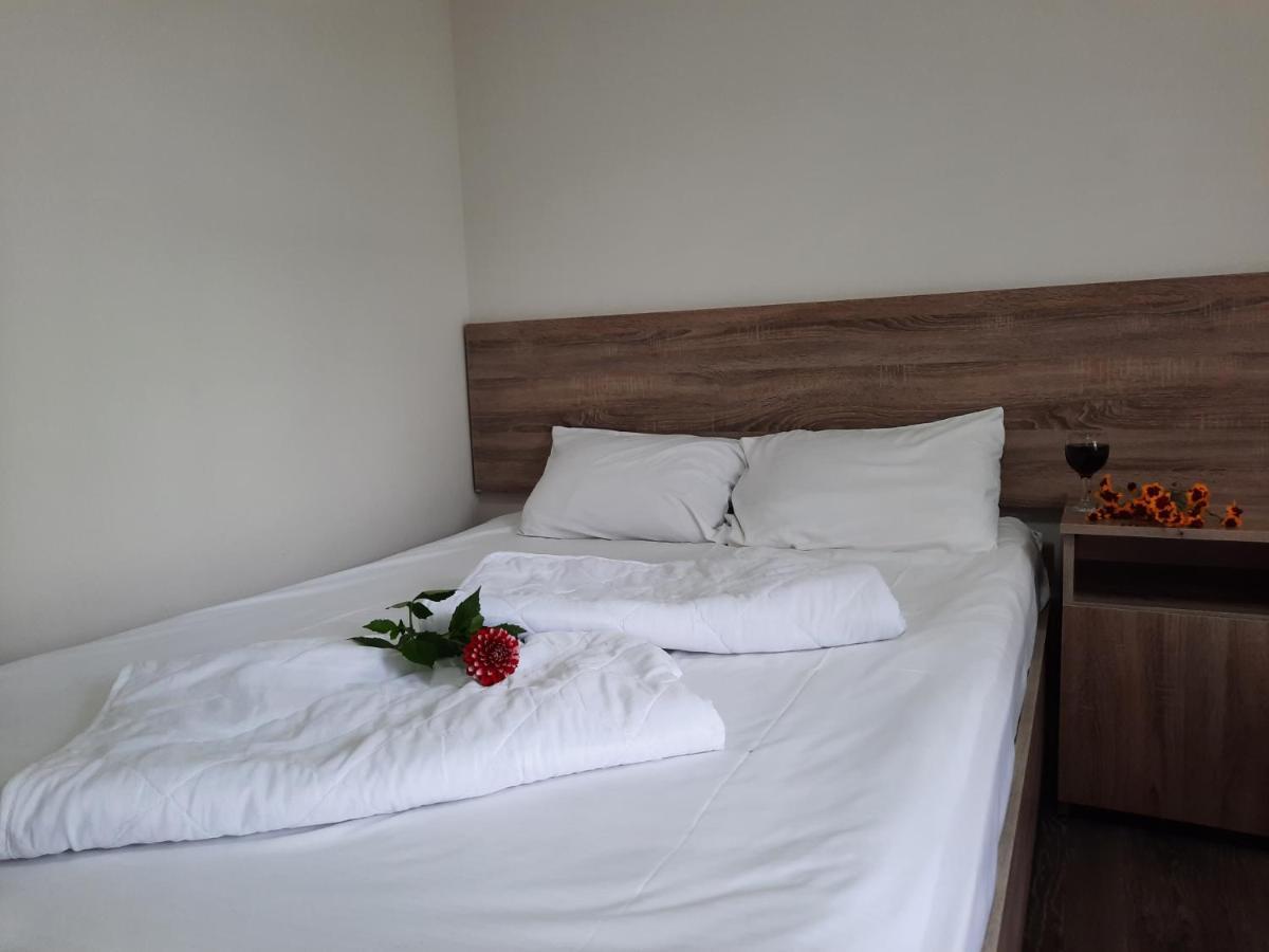 Nica Hotel Kobuleti Kültér fotó
