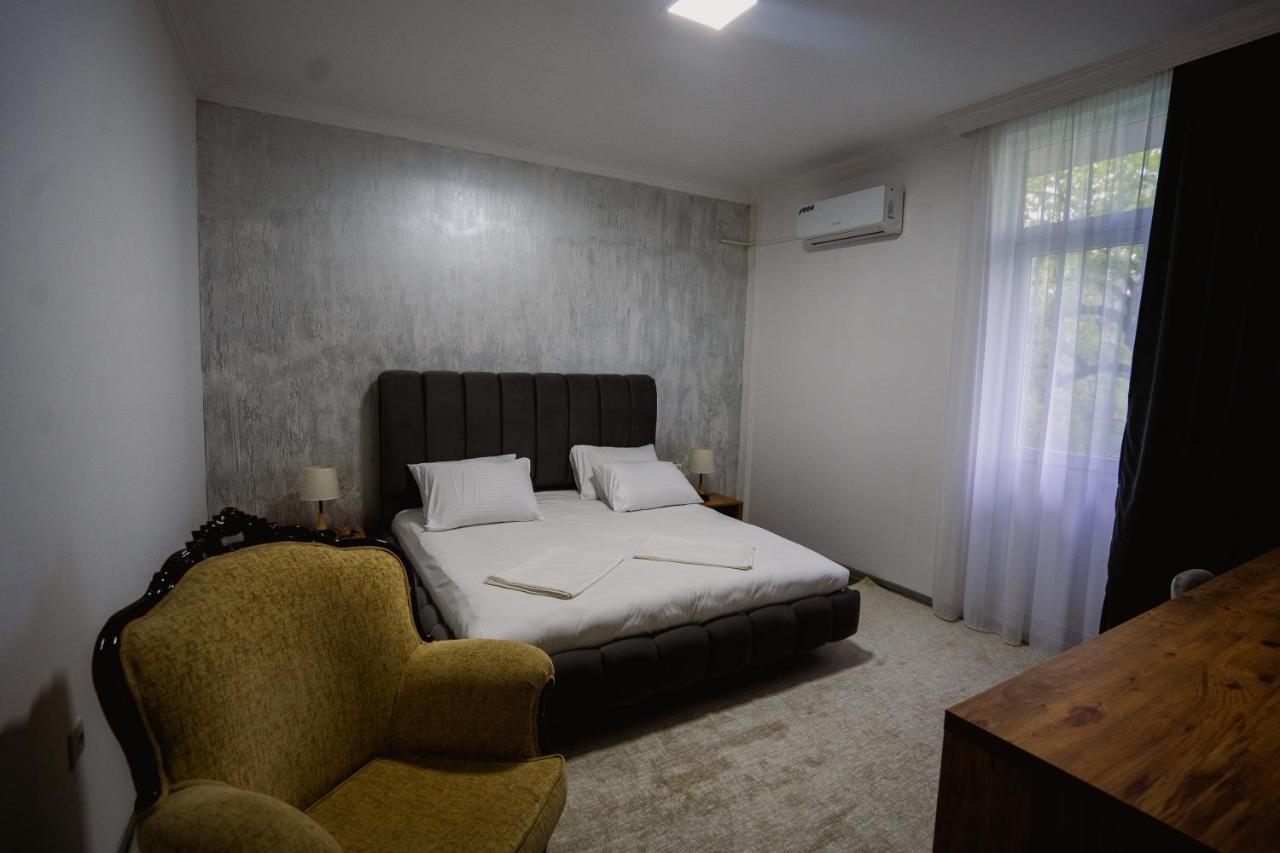Nica Hotel Kobuleti Kültér fotó