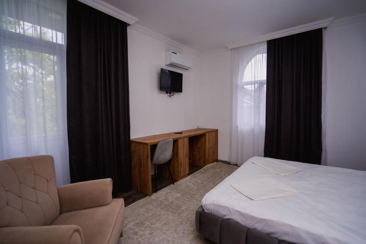 Nica Hotel Kobuleti Kültér fotó